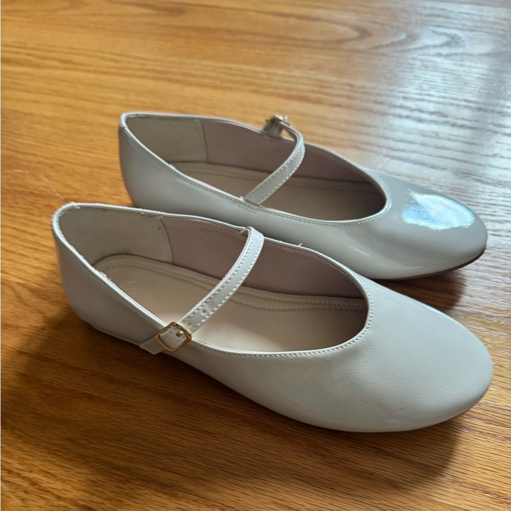 Zara Big Girl Patent Leather Ballet Flats